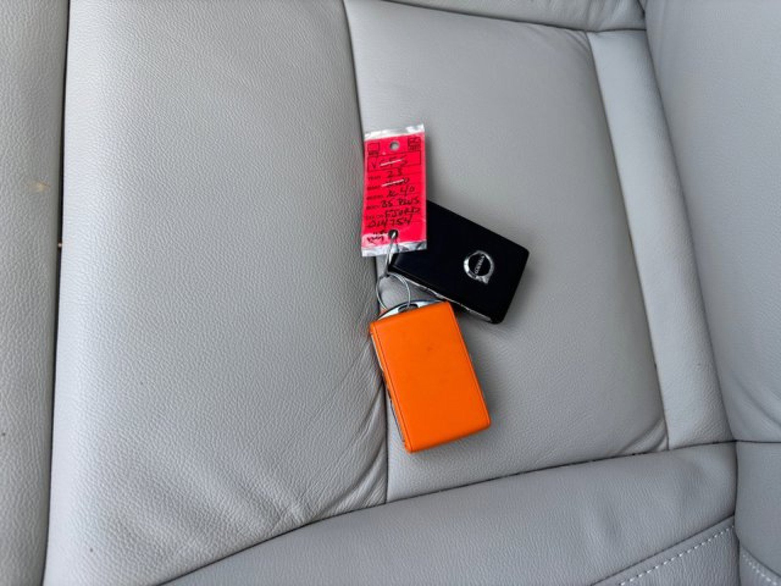 Used 2023 Volvo XC40 B5 Plus w/ Driver Assist Package image 22