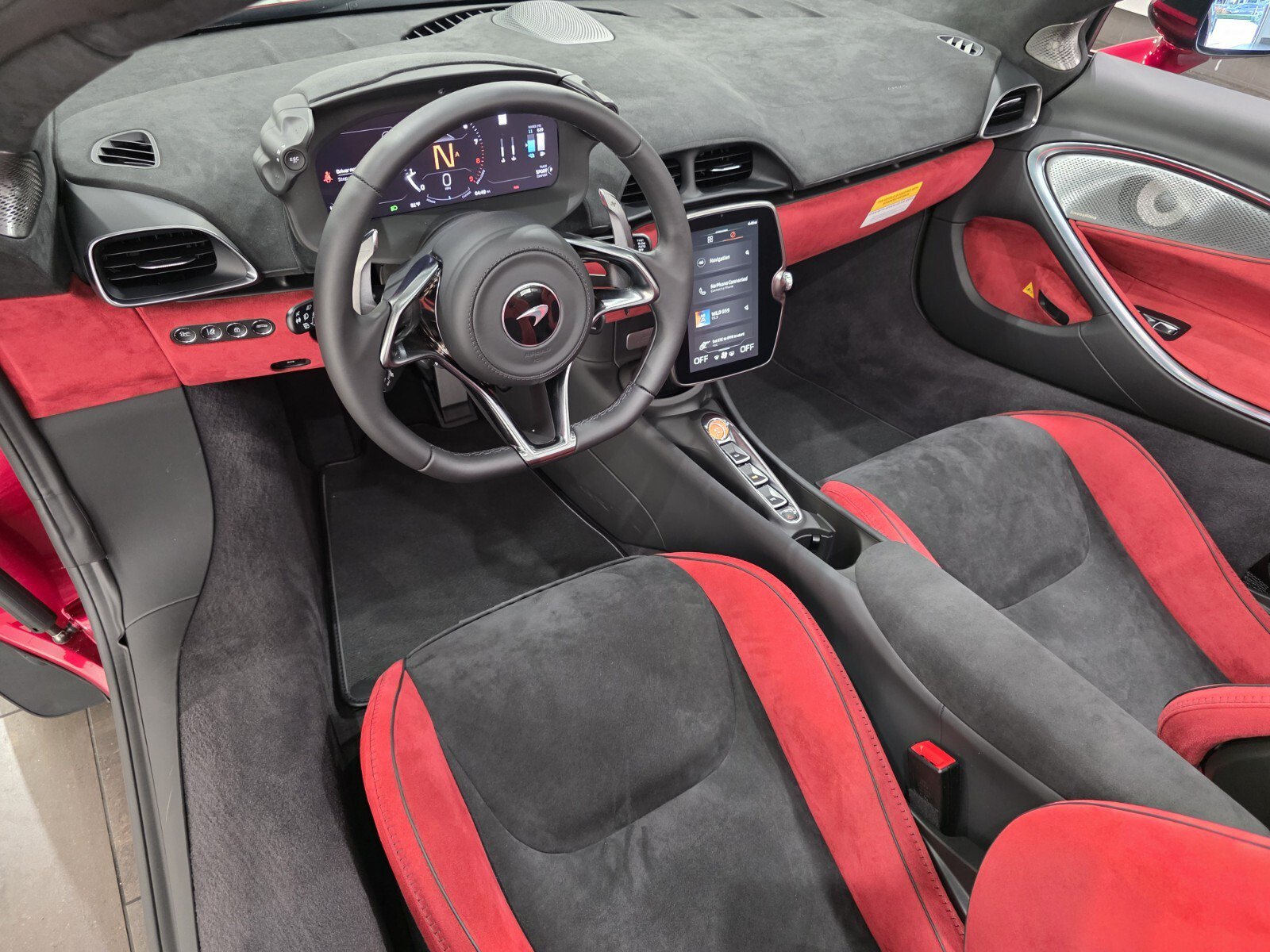 New 2026 McLaren Artura Spider RWD image 7