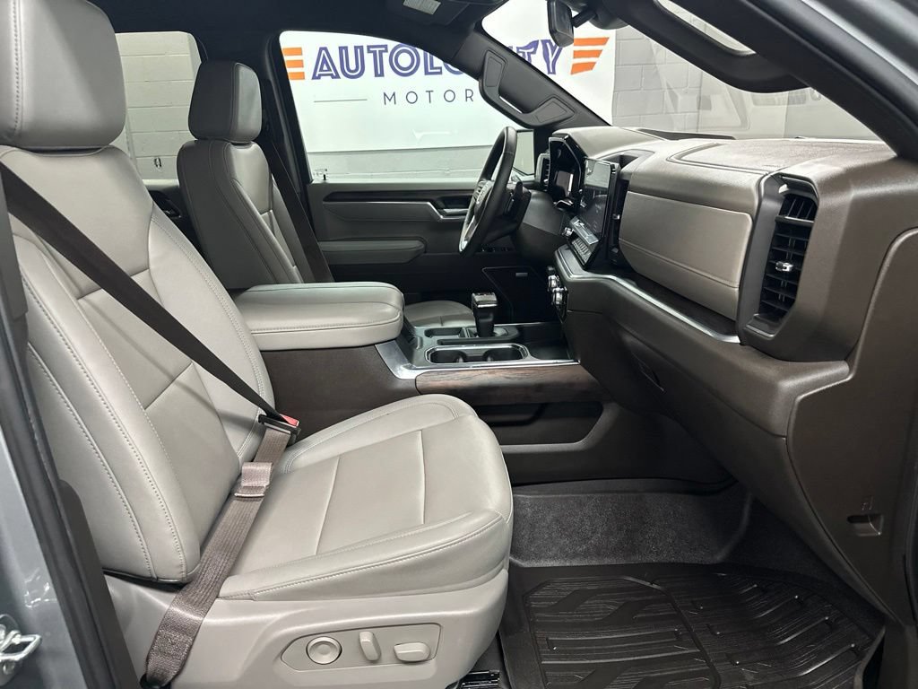 Used 2025 GMC Sierra 1500 SLT w/ SLT Premium Plus Package AWD/4WD image 20