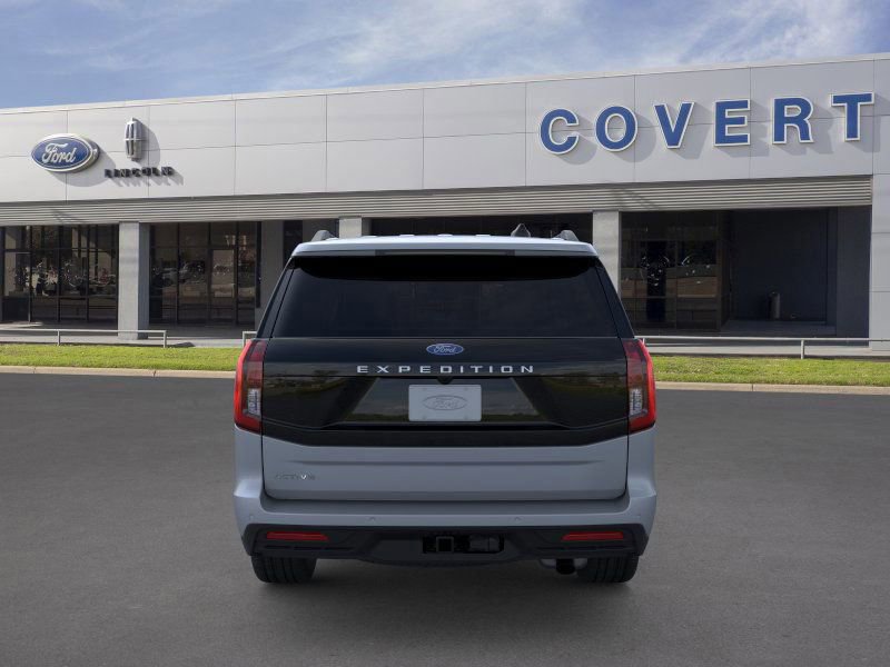 New 2025 Ford Expedition Active image 5