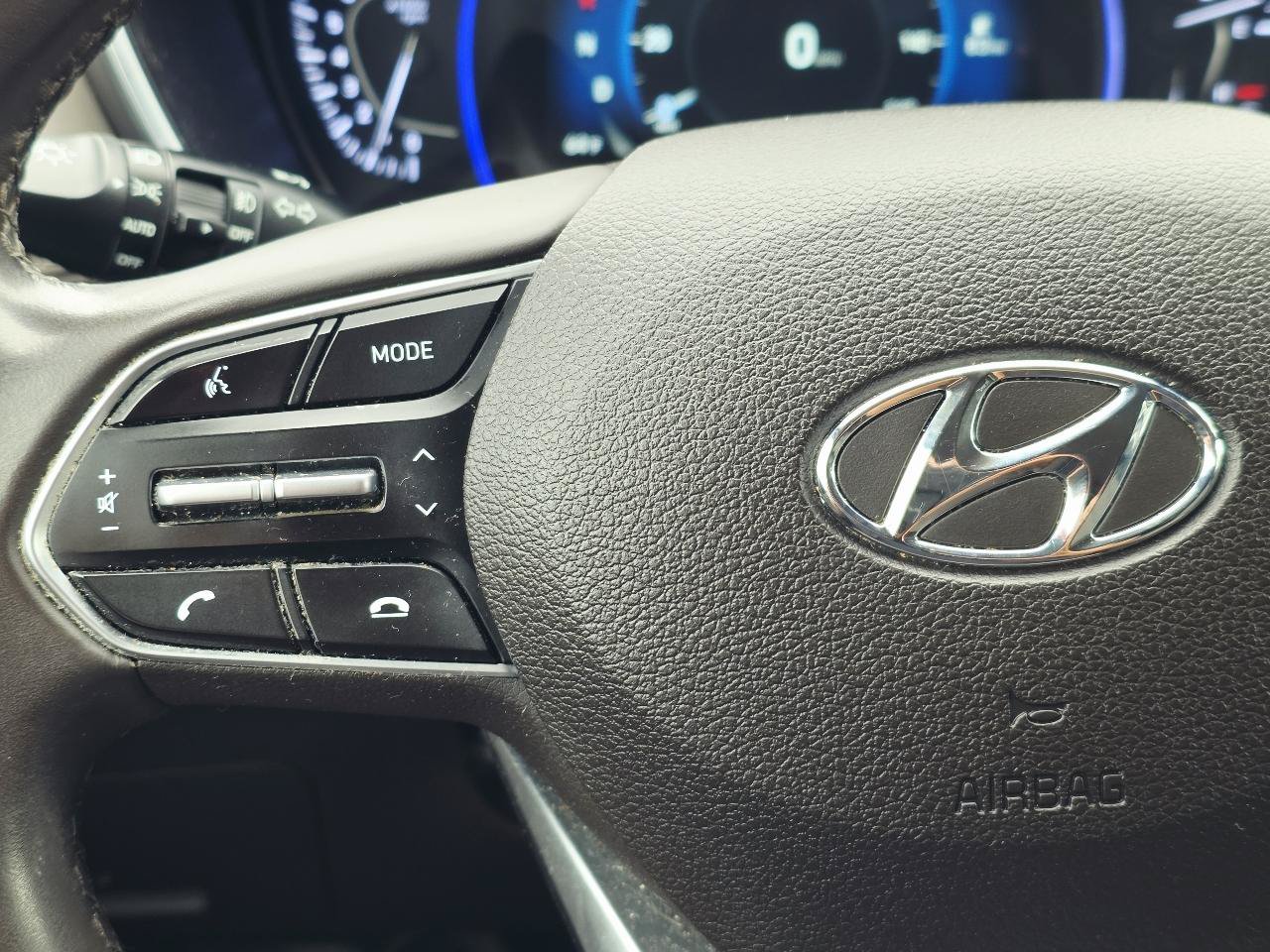 Used 2019 Hyundai Santa Fe SEL AWD/4WD image 30