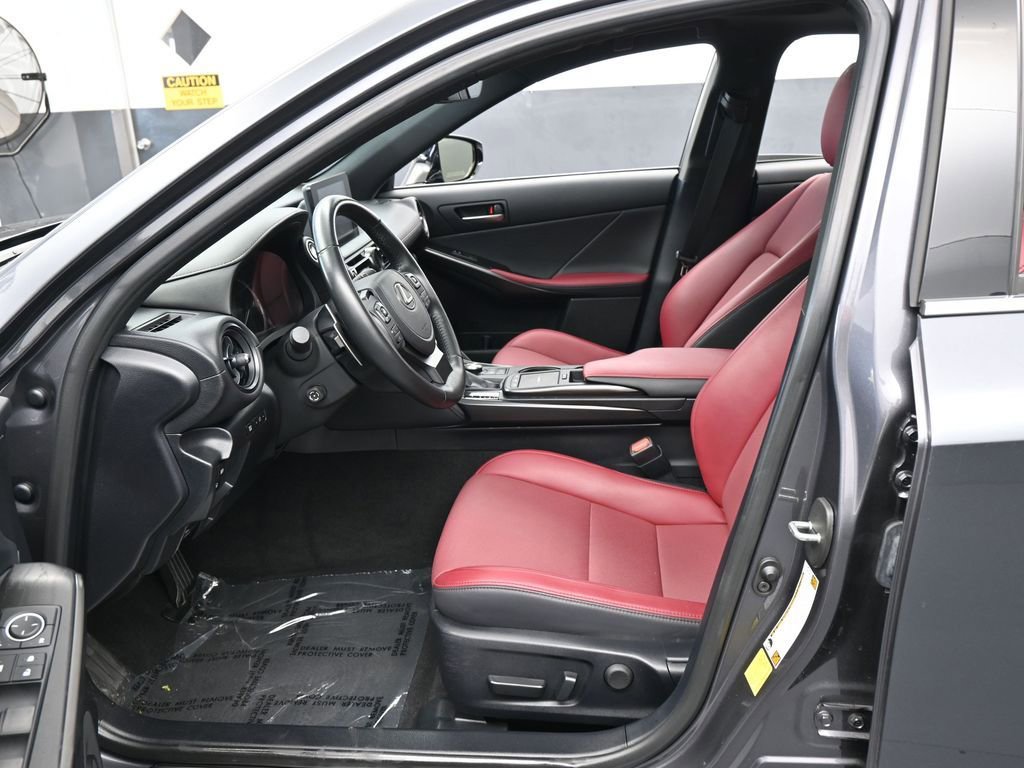 Used 2025 Lexus IS 300 w/ Premium Package image 11