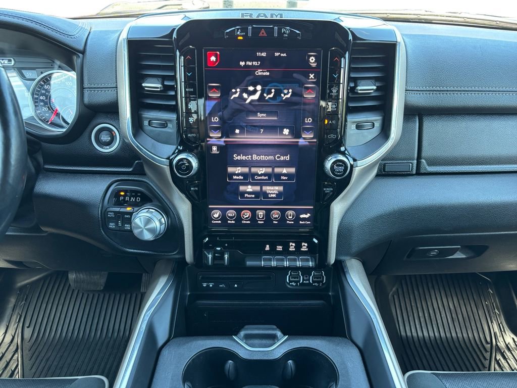Used 2019 RAM 1500 Laramie AWD/4WD image 12