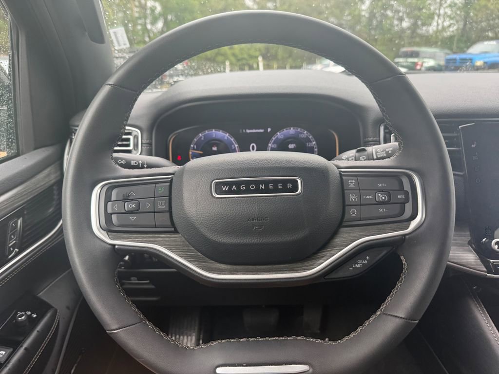 Used 2024 Jeep Wagoneer Series III image 21