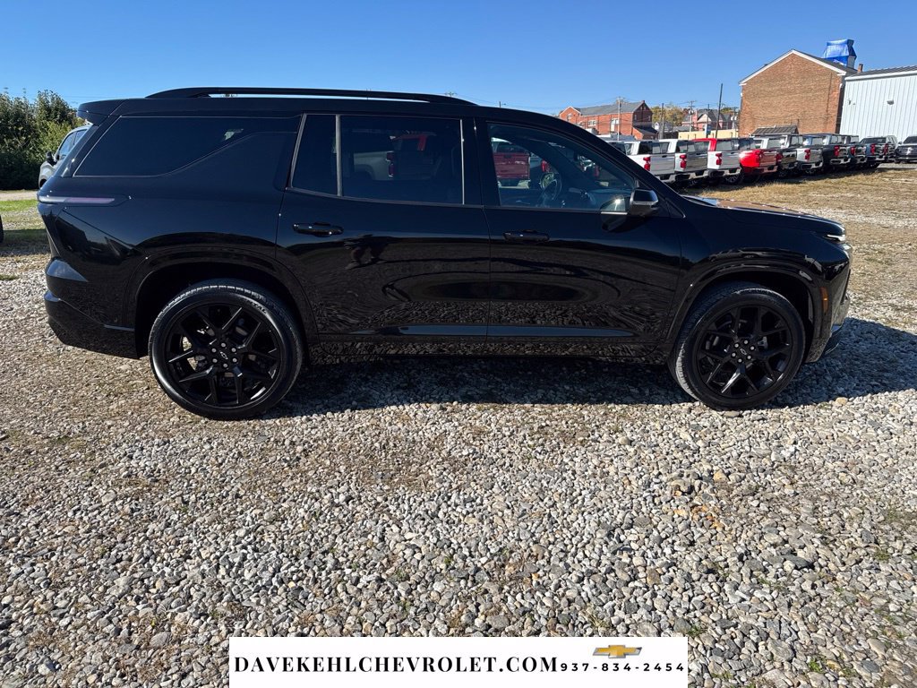 Used 2024 Chevrolet Traverse RS AWD/4WD image 8