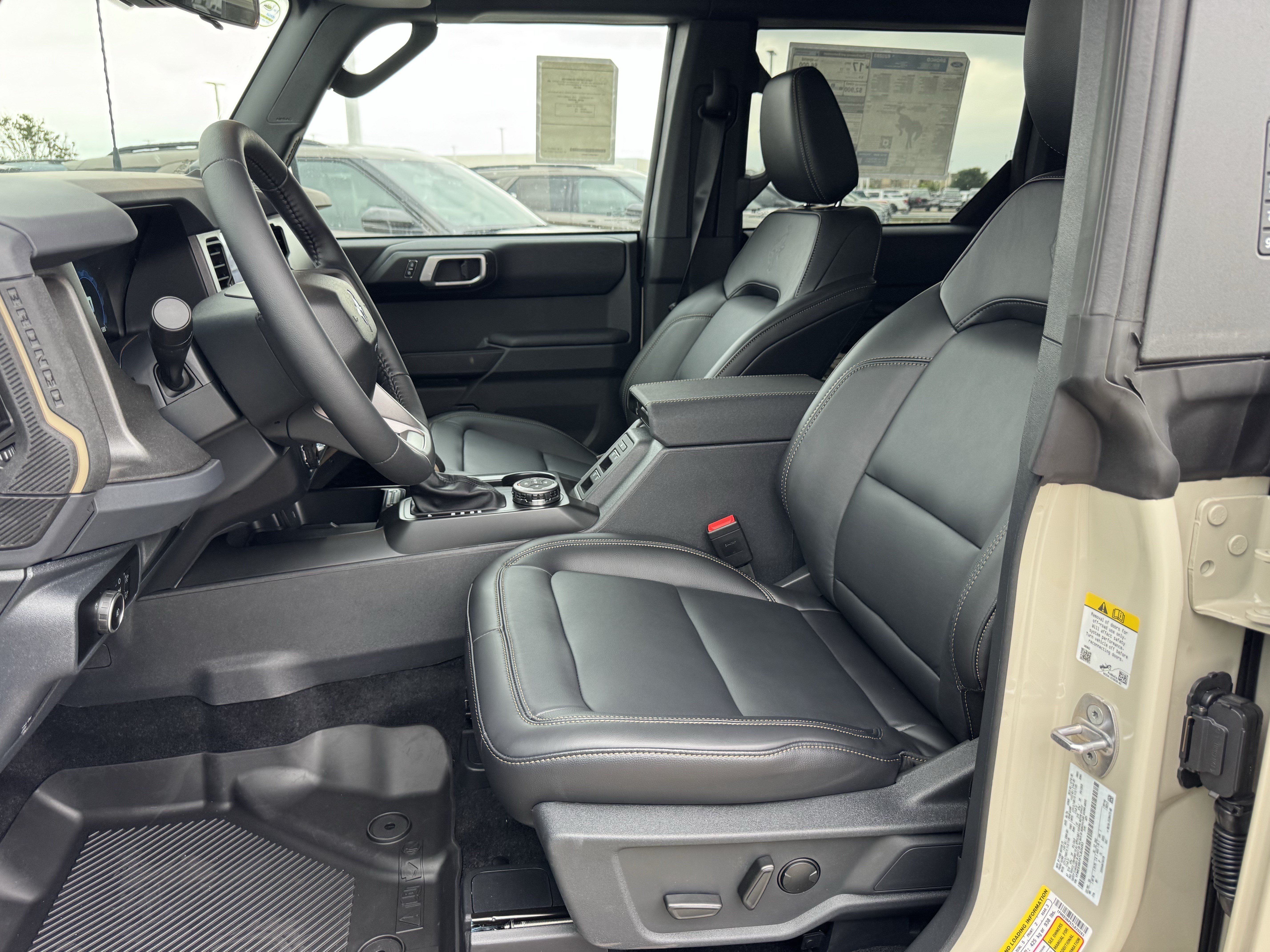 New 2026 Ford Bronco Badlands AWD/4WD image 18