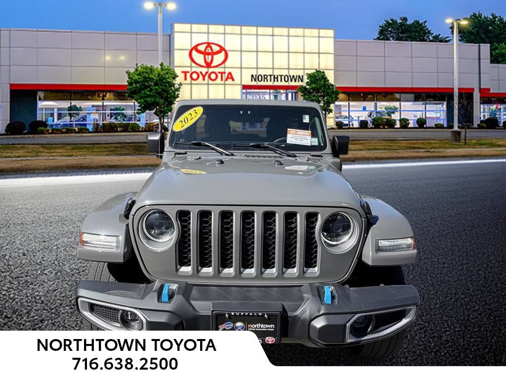 Used 2023 Jeep Wrangler Unlimited Sahara w/ Cold Weather Group AWD/4WD image 4