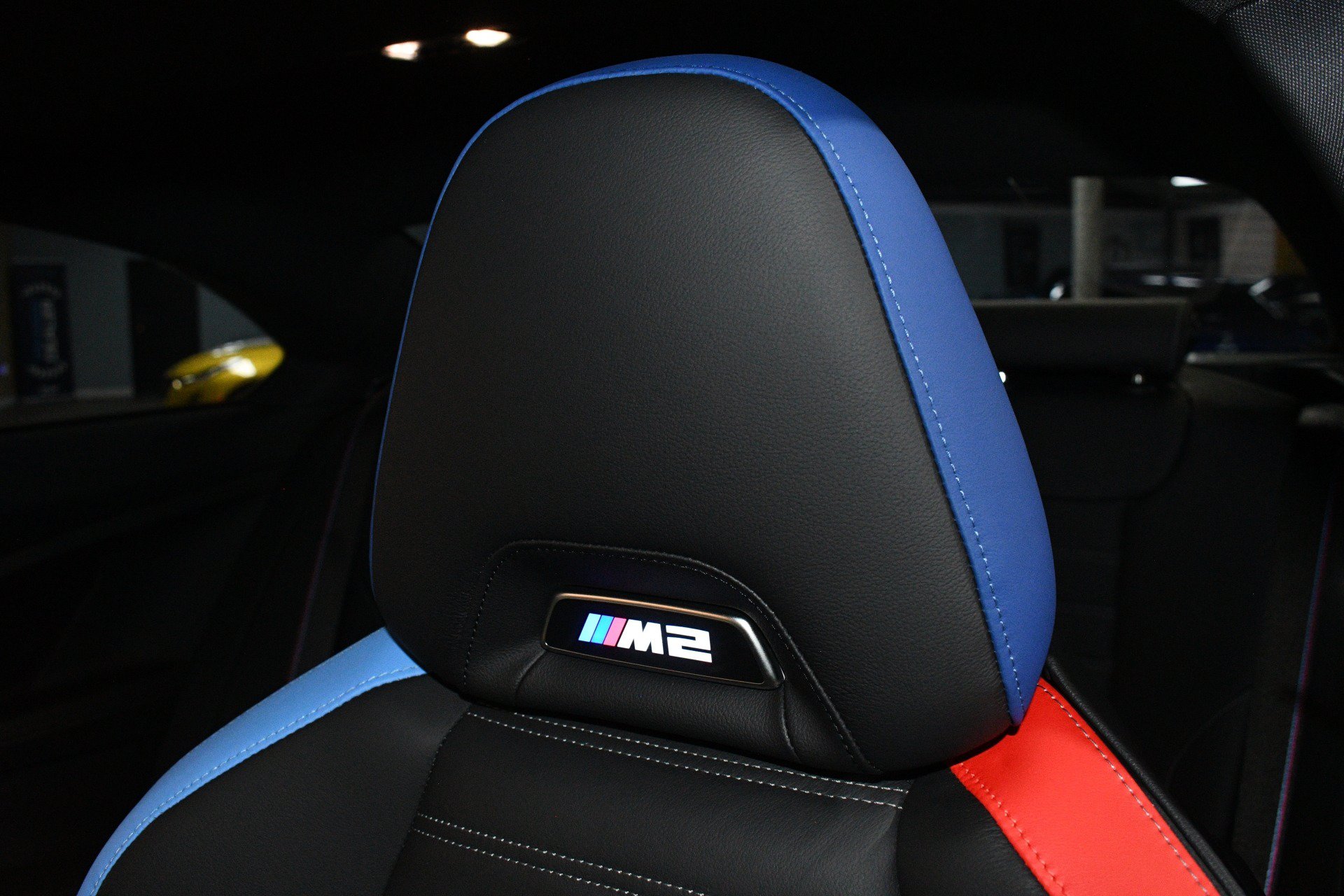 Used 2025 BMW M2 w/ Lighting Package RWD image 9