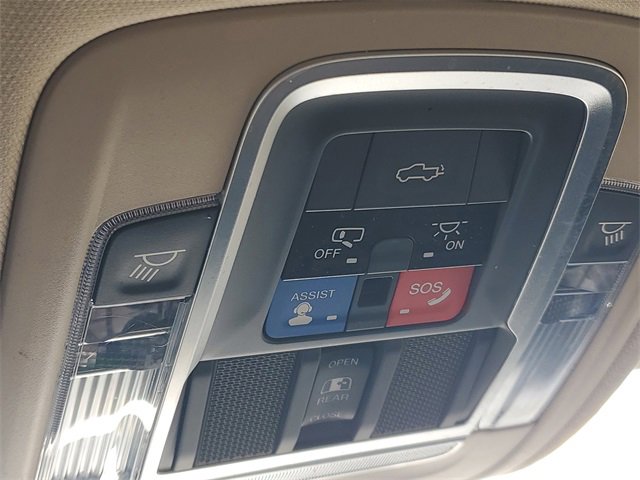 Used 2019 RAM 1500 Laramie image 34