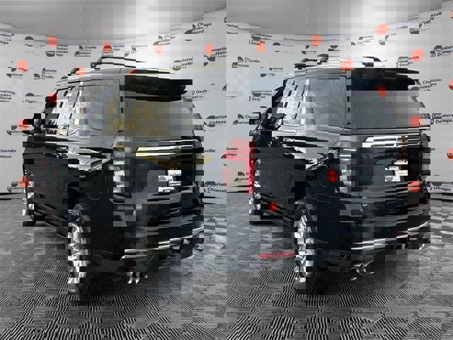 Used 2021 Chevrolet Tahoe Premier w/ Premium Package image 3