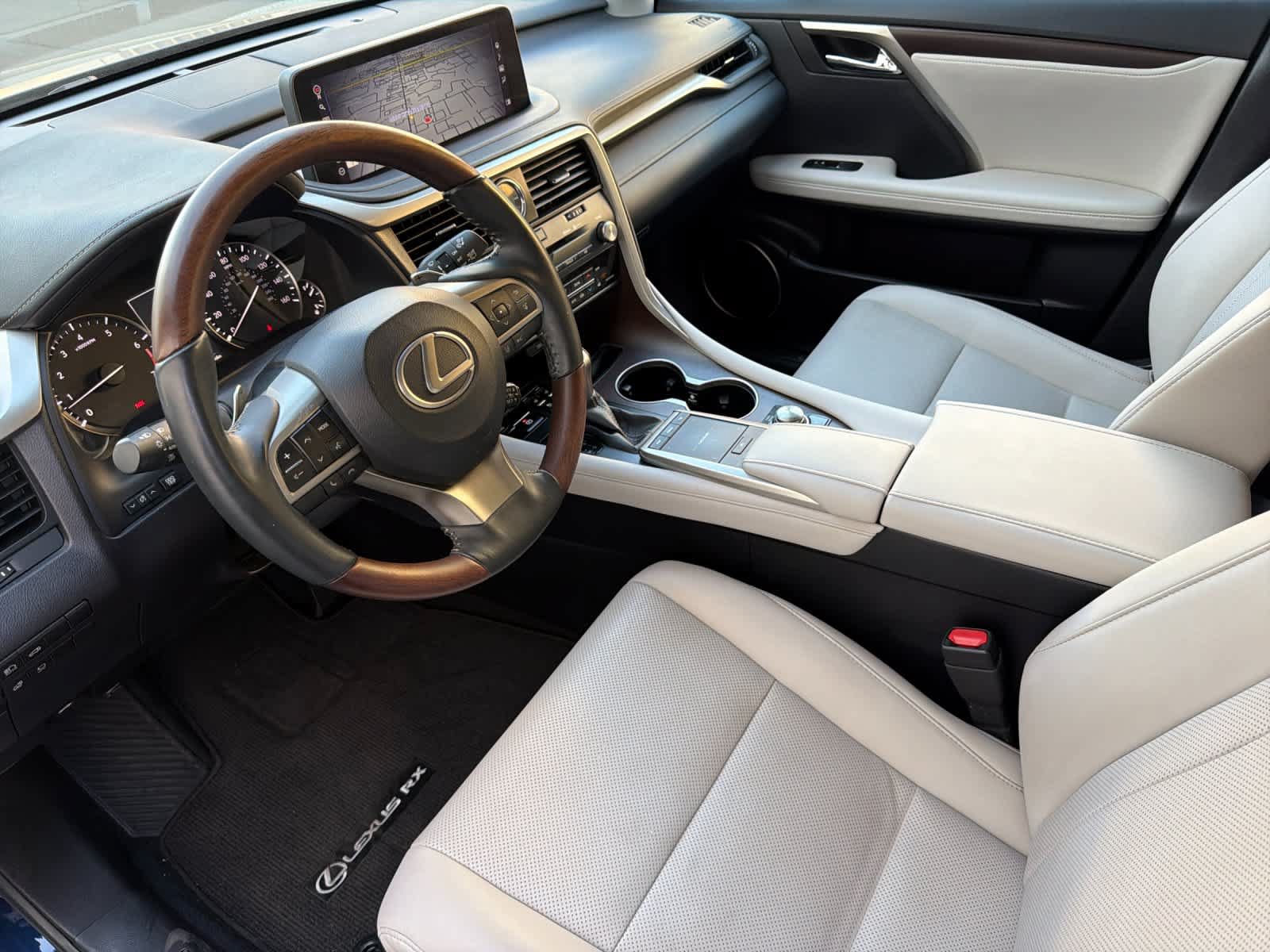 Certified 2022 Lexus RX 350 FWD w/ Premium Package image 11