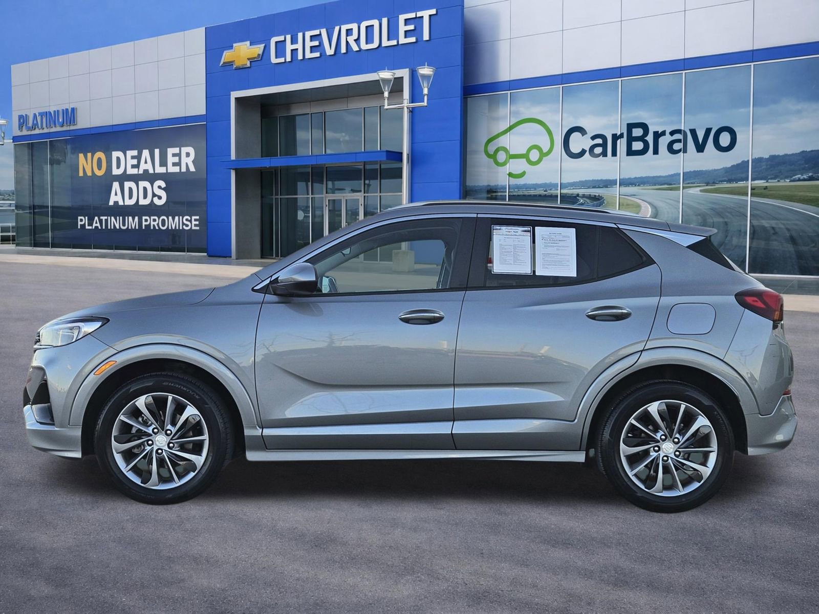 Used 2023 Buick Encore GX Select w/ Sport Touring Package image 3