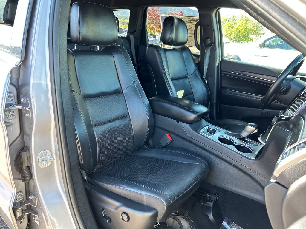 Used 2019 Jeep Grand Cherokee Limited w/ Luxury Group II AWD/4WD image 18