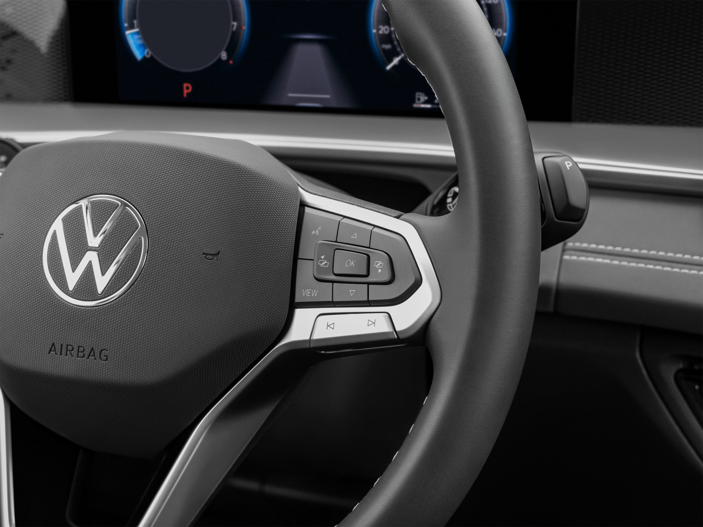 Used 2025 Volkswagen Tiguan S FWD image 40