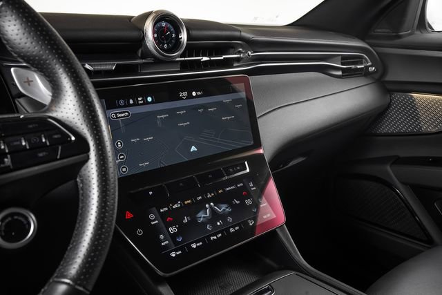 Used 2024 Maserati Grecale GT image 30