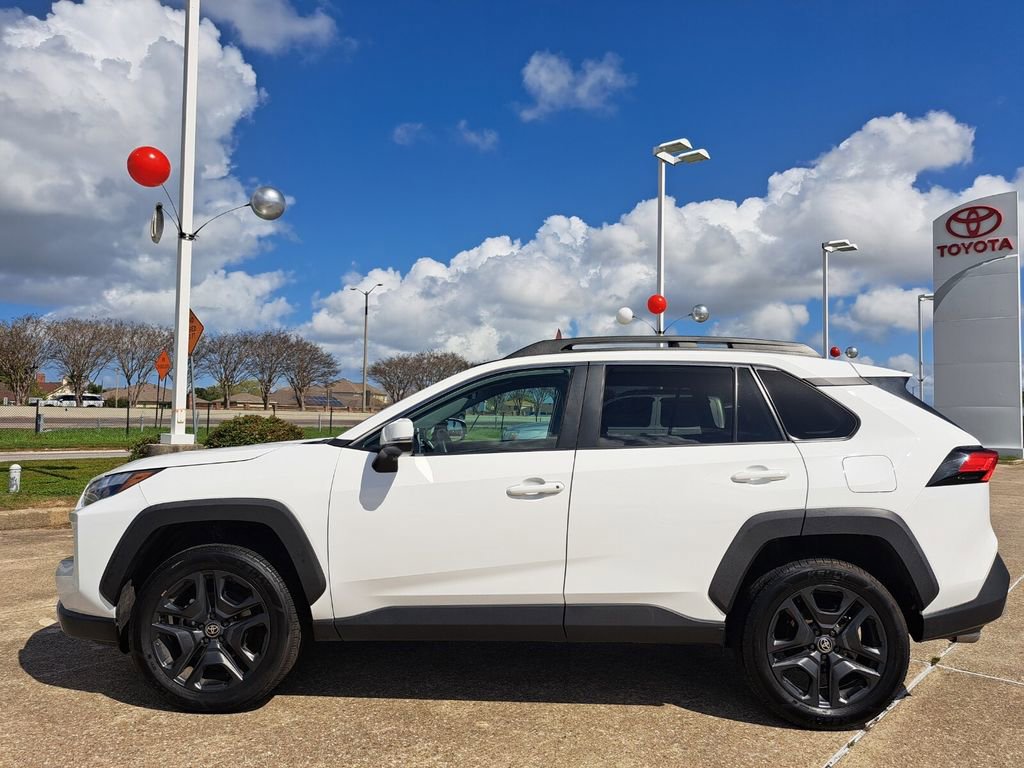 Used 2024 Toyota RAV4 Adventure image 8