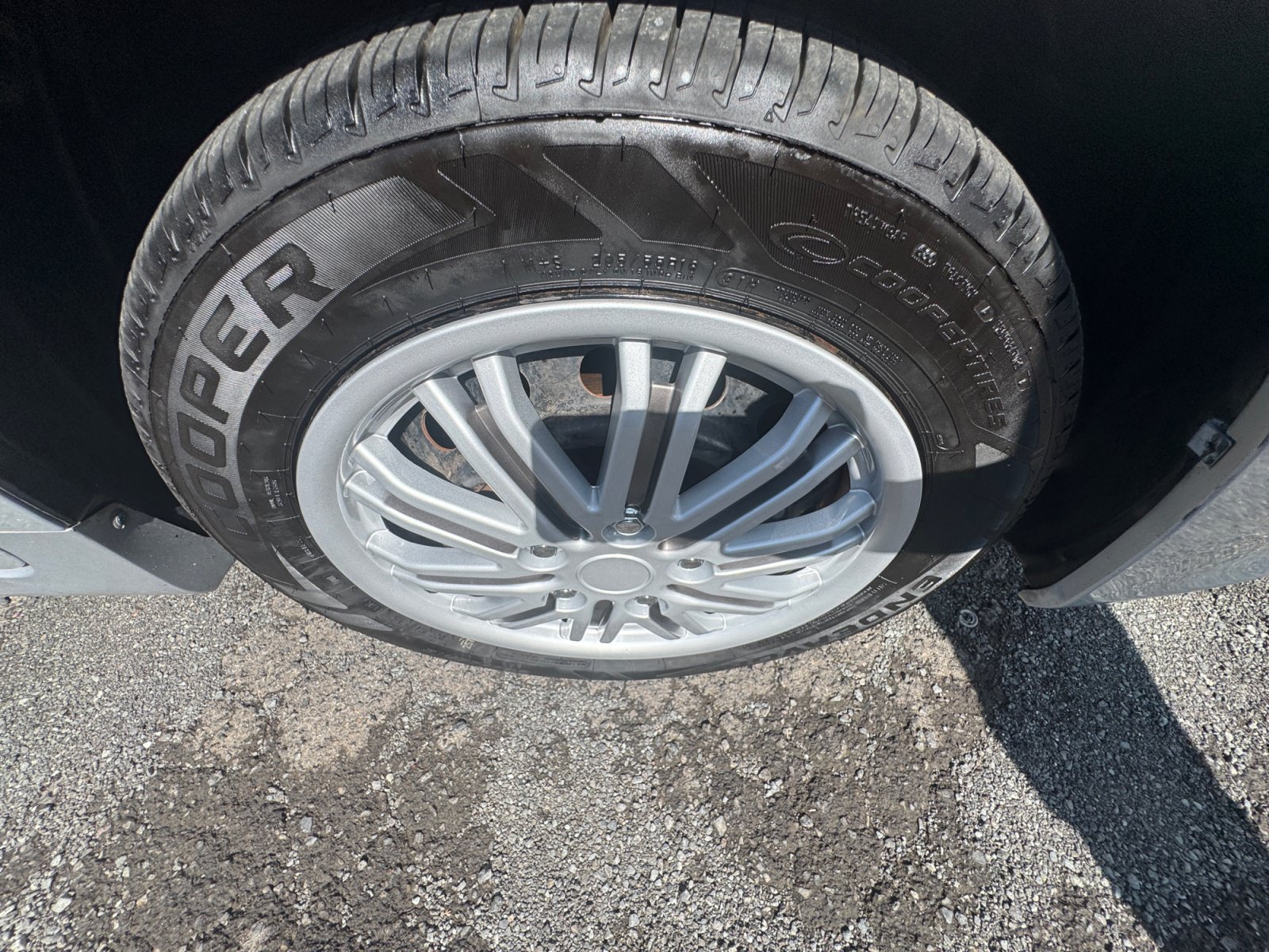 Used 2013 Toyota Matrix L FWD image 28