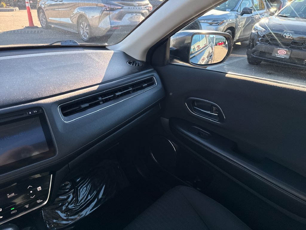 Used 2016 Honda HR-V EX image 30