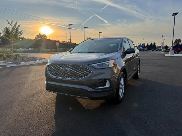 Certified 2024 Ford Edge SEL image 2