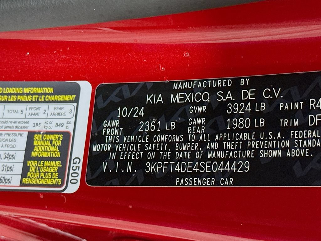 Certified 2025 Kia K4 FWD image 33