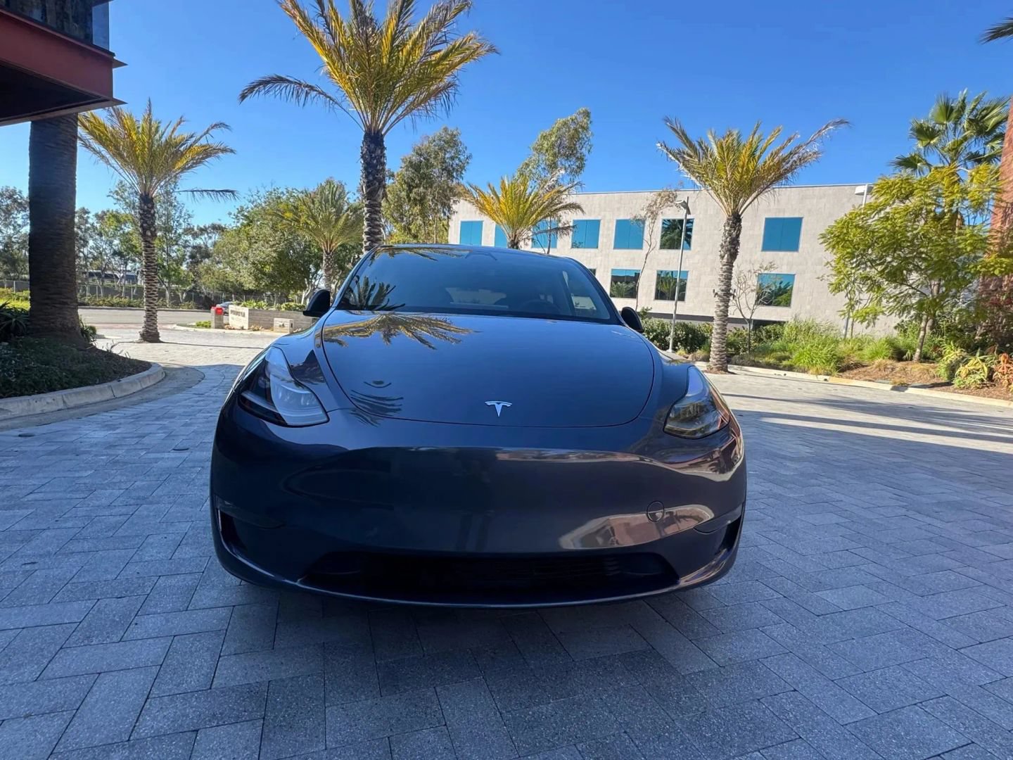 Used 2022 Tesla Model Y Performance AWD/4WD image 2