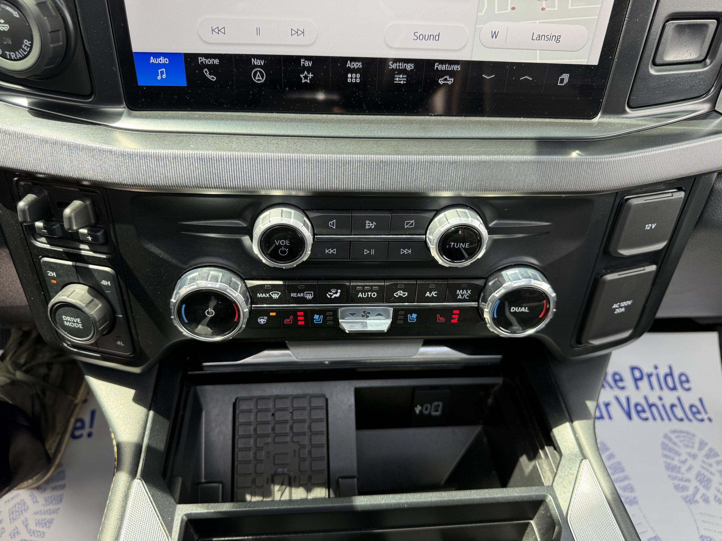 Used 2024 Ford F450 Platinum w/ FX4 Off-Road Package AWD/4WD image 23