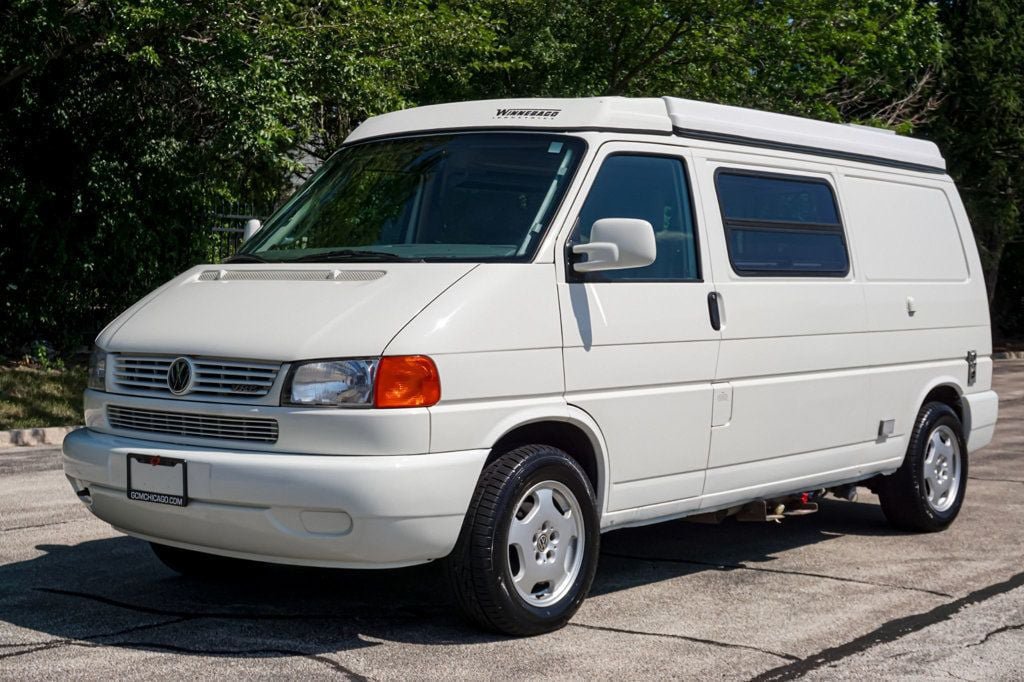 Used 2000 Volkswagen Eurovan Camper FWD image 3