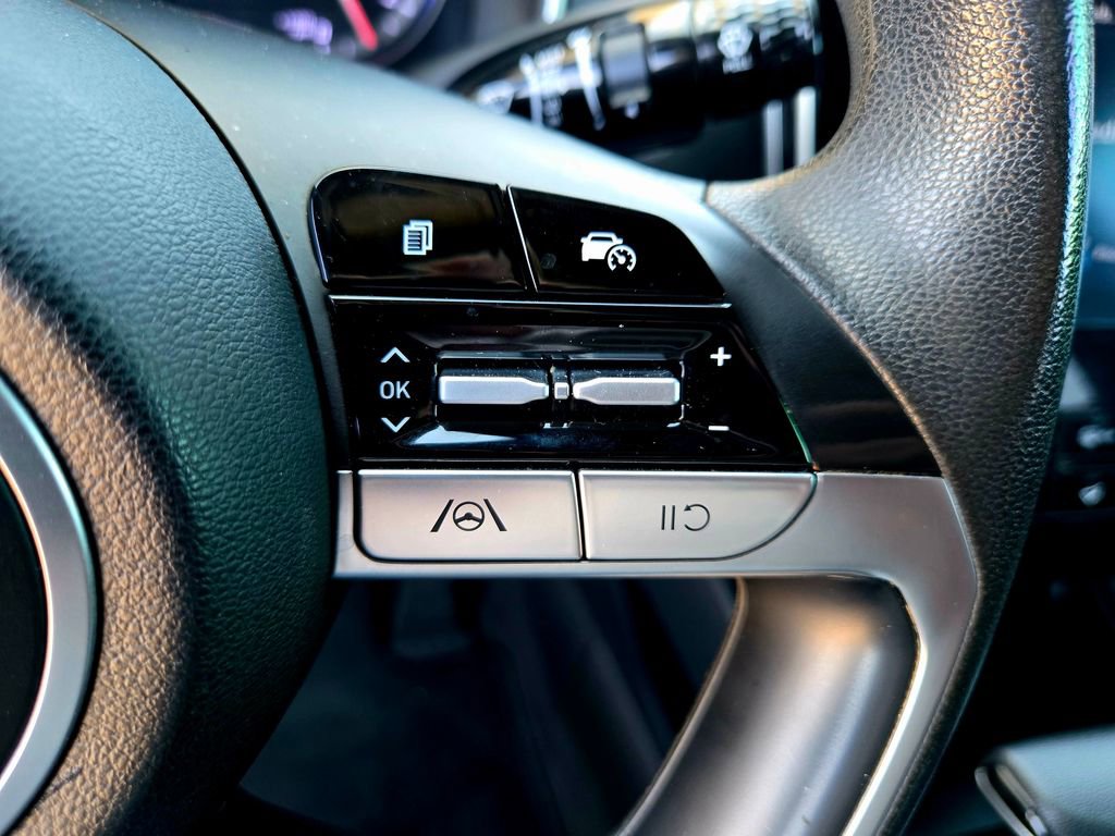 Used 2022 Hyundai Santa Cruz SEL image 14