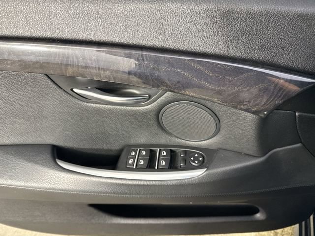 Used 2013 BMW 550i Gran Turismo xDrive image 20