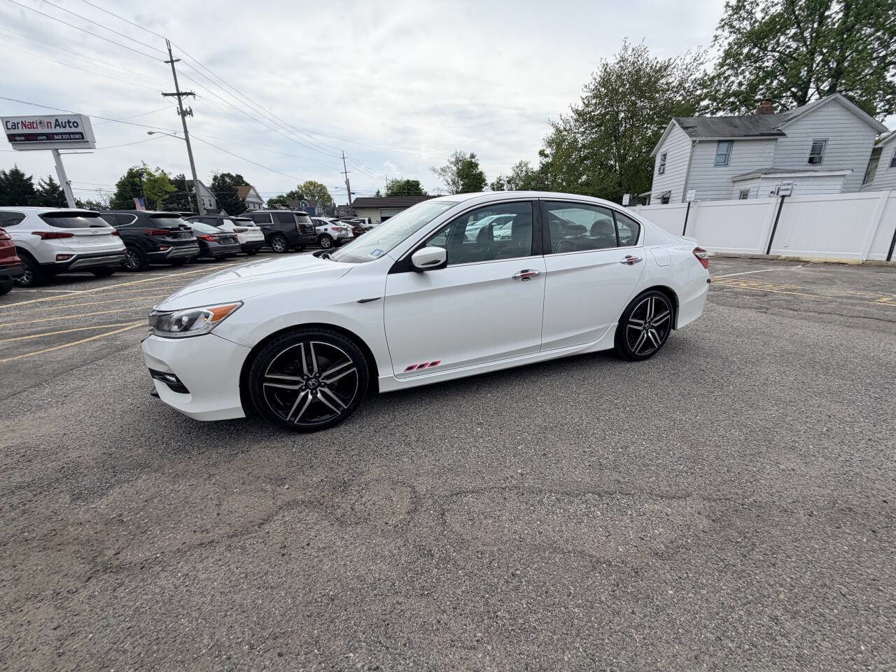 Used 2017 Honda Accord Sport image 28