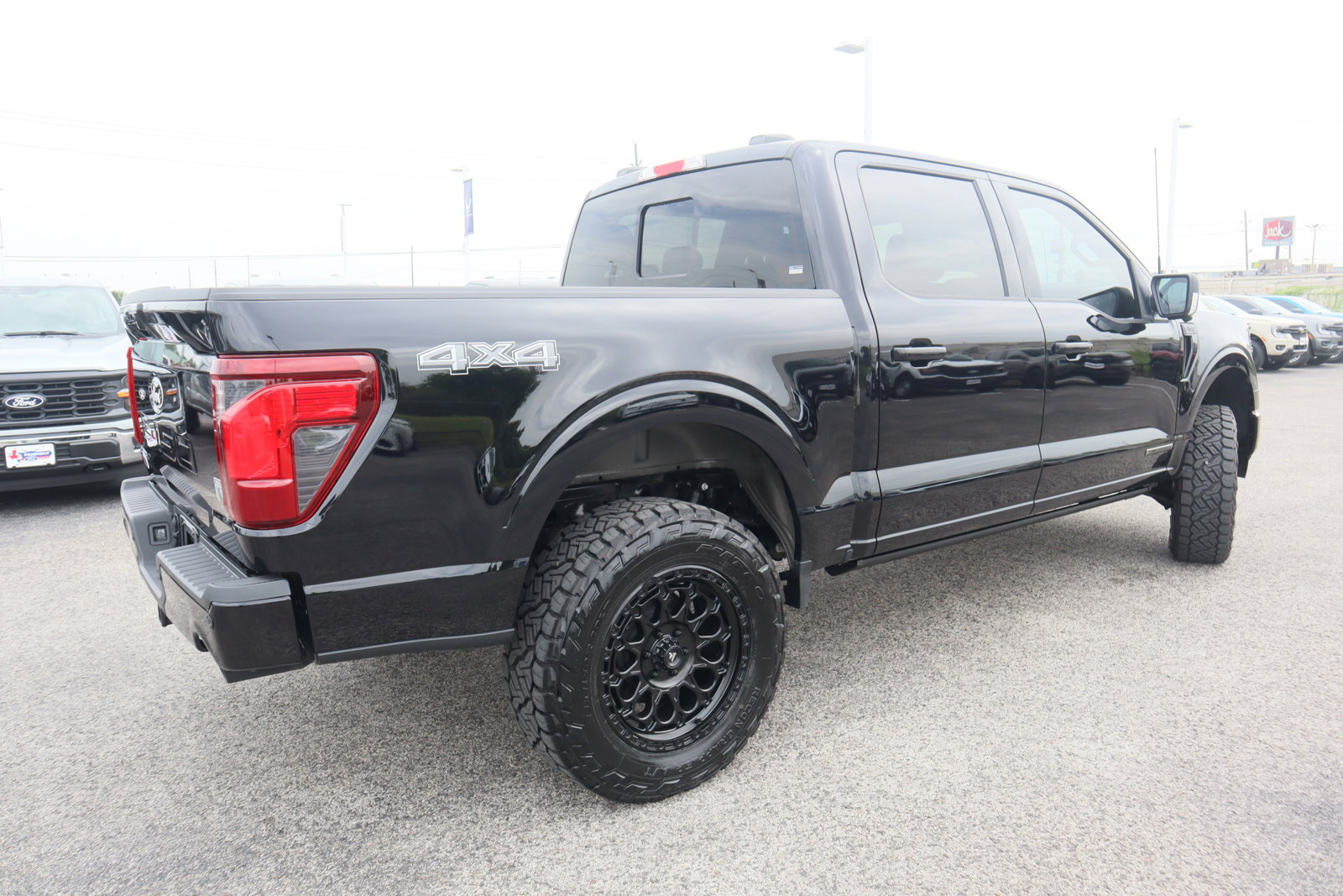 New 2025 Ford F150 XLT w/ Equipment Group 302A MID image 2