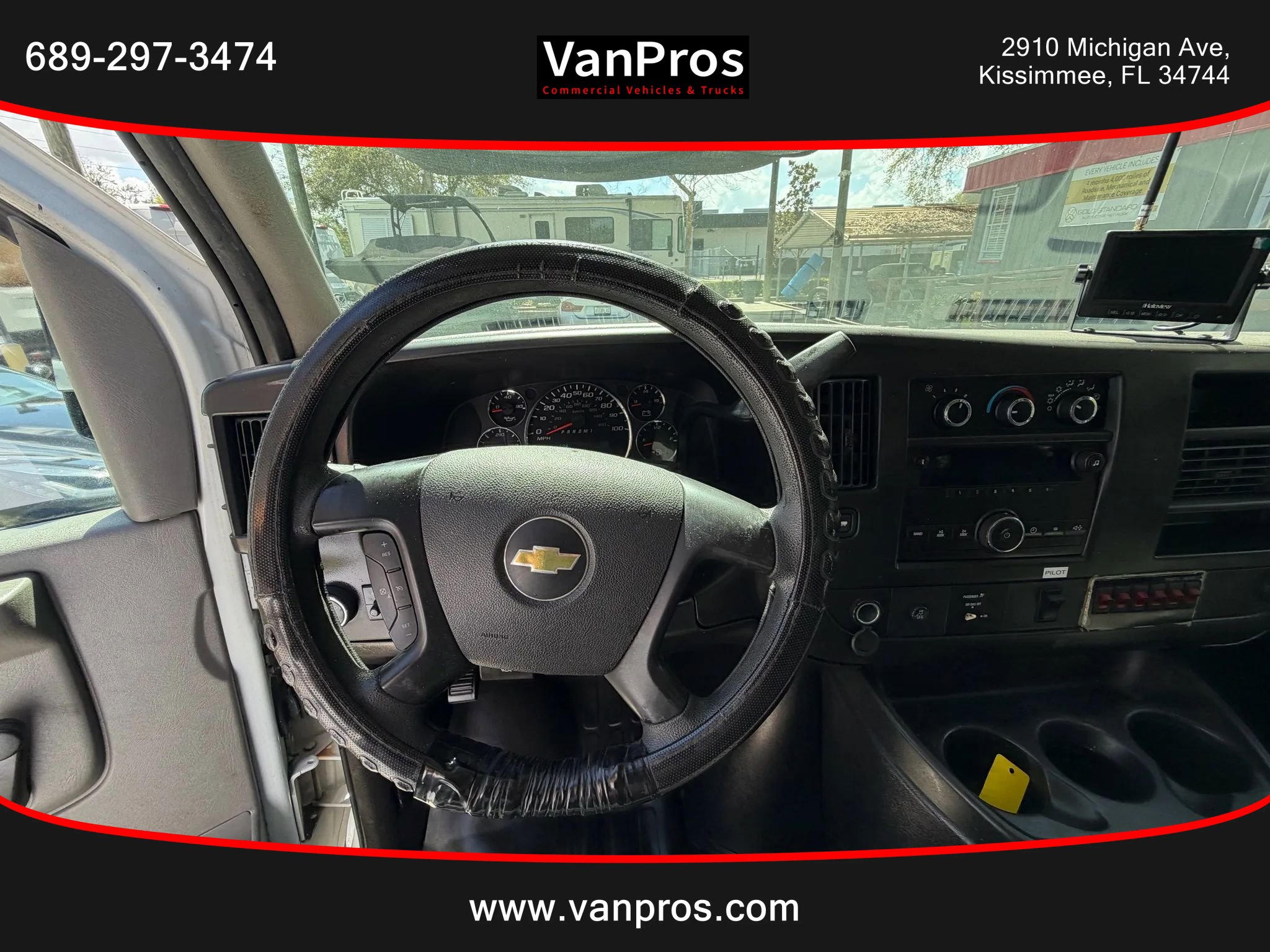 Used 2012 Chevrolet Express 3500 Extended image 10