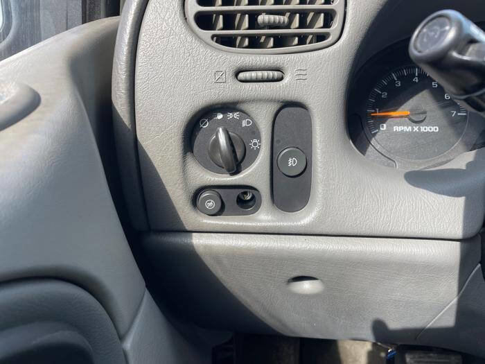 Used 2004 Chevrolet TrailBlazer LT image 35