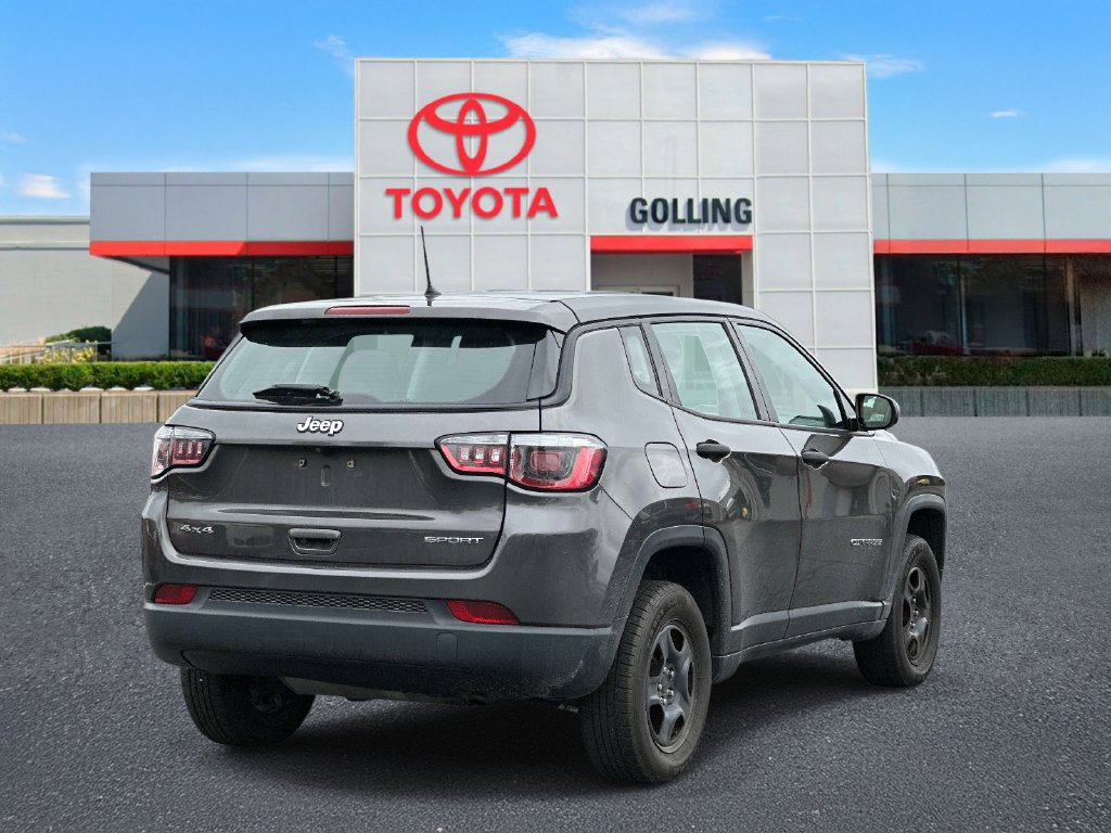 Used 2018 Jeep Compass Sport AWD/4WD image 5