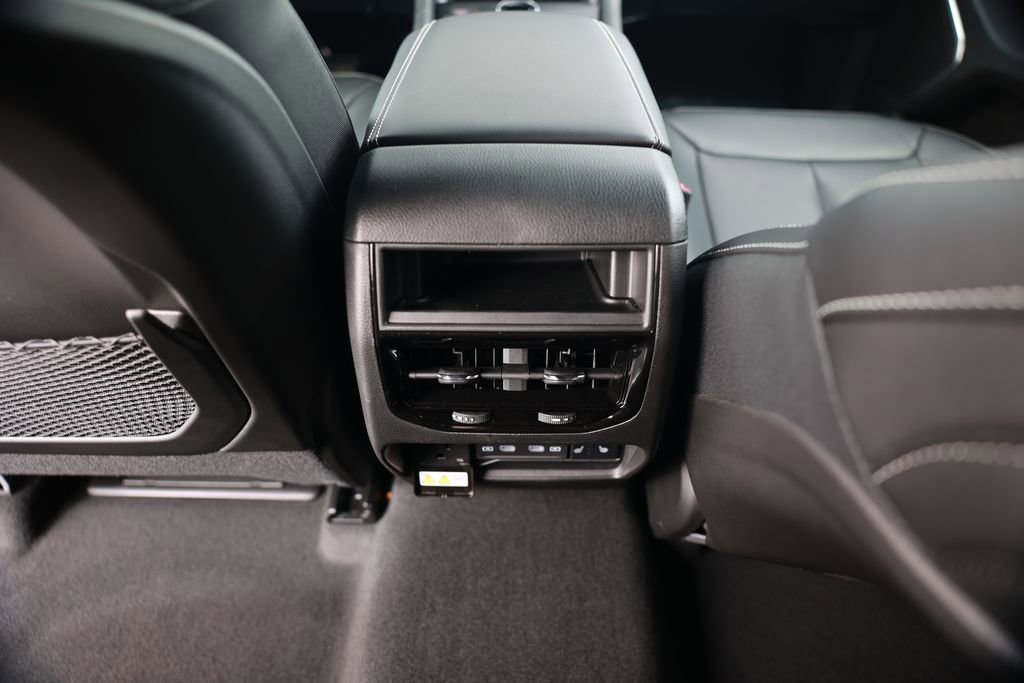 New 2026 Jeep Grand Cherokee Limited image 28