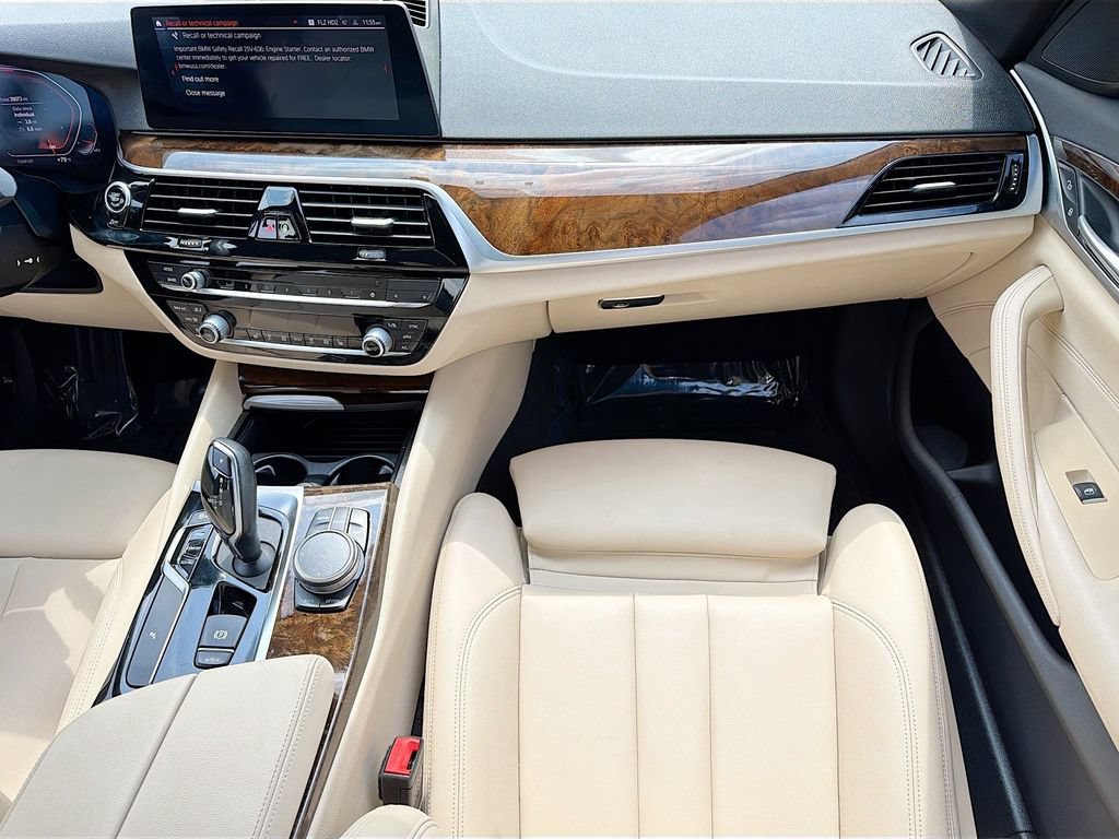 Used 2020 BMW 530i xDrive w/ Convenience Package AWD/4WD image 18