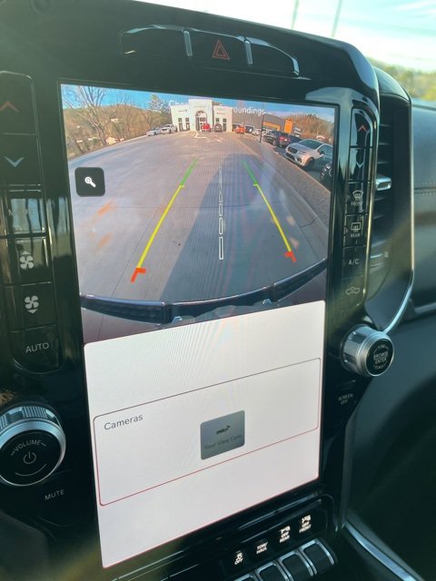 Used 2024 RAM 1500 Laramie image 30