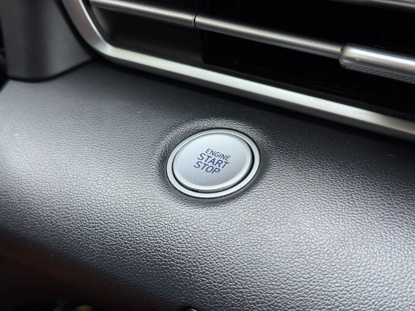 Used 2021 Hyundai Elantra SEL FWD image 21