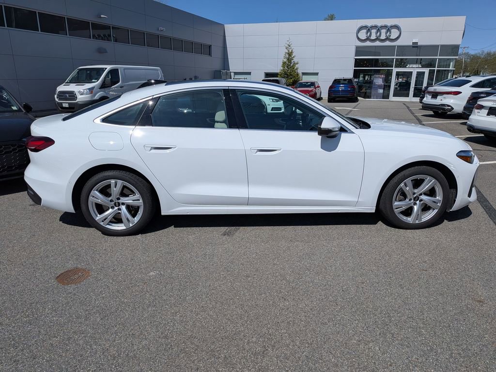 Used 2025 Audi A5 2.0T Premium w/ Convenience Package AWD/4WD image 2