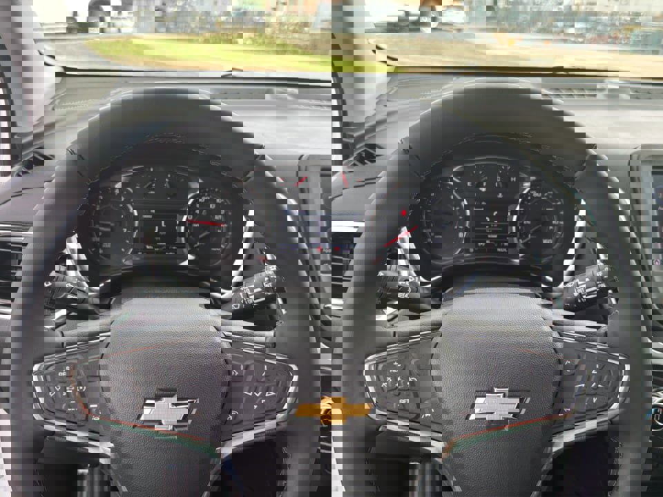 Used 2024 Chevrolet Equinox LT image 48