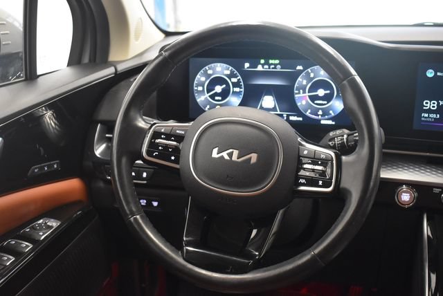 Used 2022 Kia Carnival SX Prestige FWD image 24