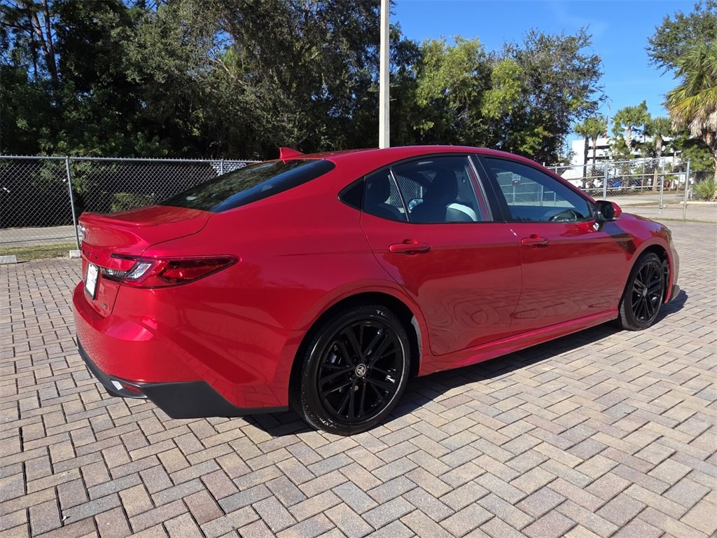 Used 2026 Toyota Camry SE image 11