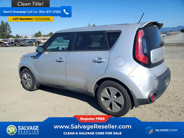 Used 2014 Kia Soul FWD image 3