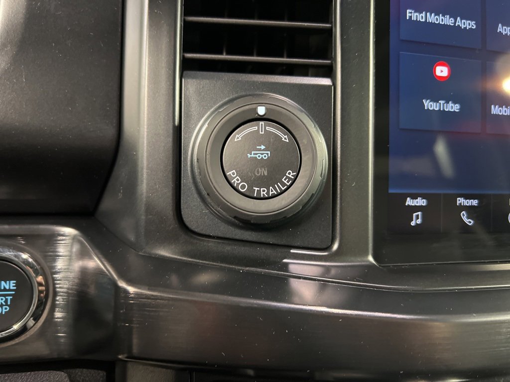 New 2026 Ford F250 Lariat w/ Black Appearance Package image 19