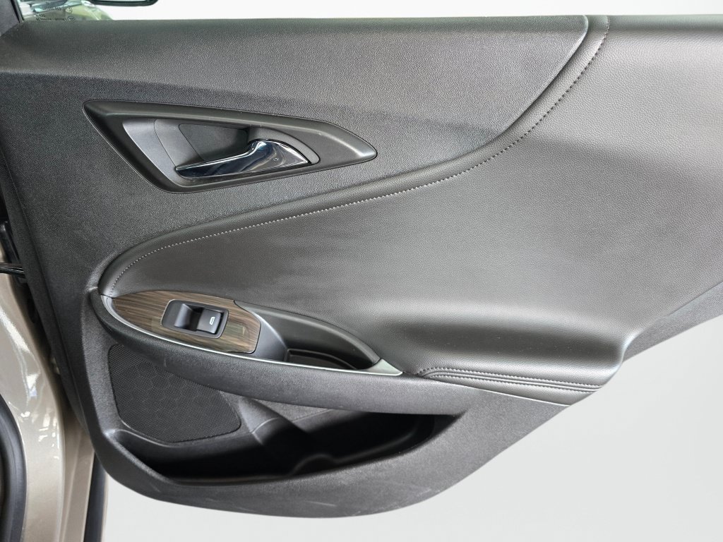 Used 2024 Chevrolet Malibu LT FWD image 39