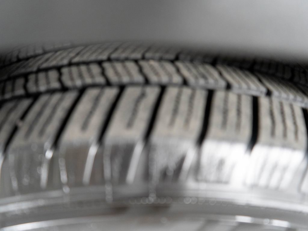 Used 2013 Ford Explorer Limited AWD/4WD image 25