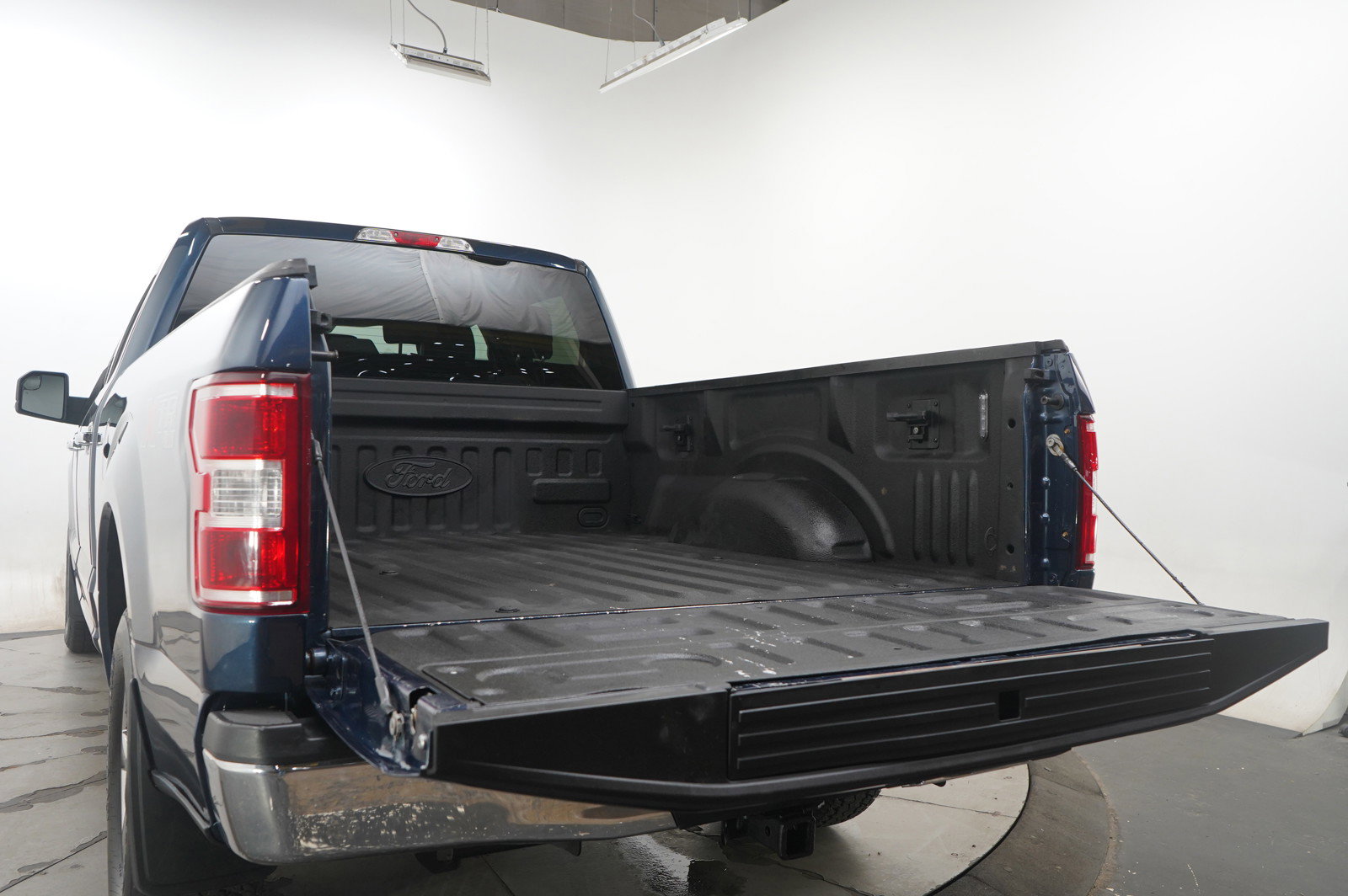 Used 2019 Ford F150 XLT w/ Equipment Group 301A Mid image 17