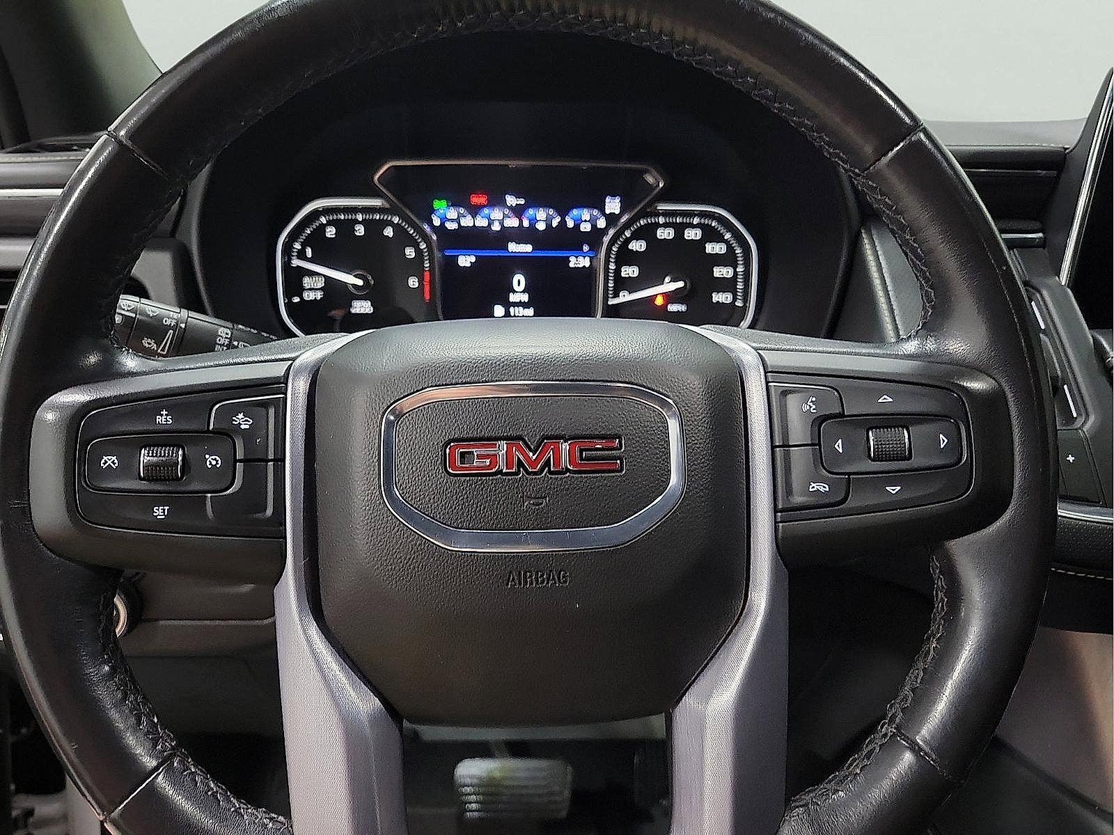 Used 2021 GMC Yukon XL SLT AWD/4WD image 17