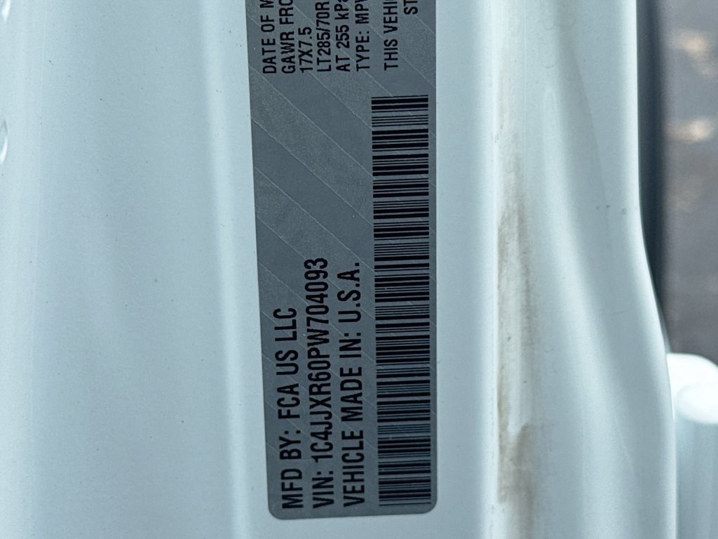Certified 2023 Jeep Wrangler Unlimited Rubicon 4xe AWD/4WD image 36