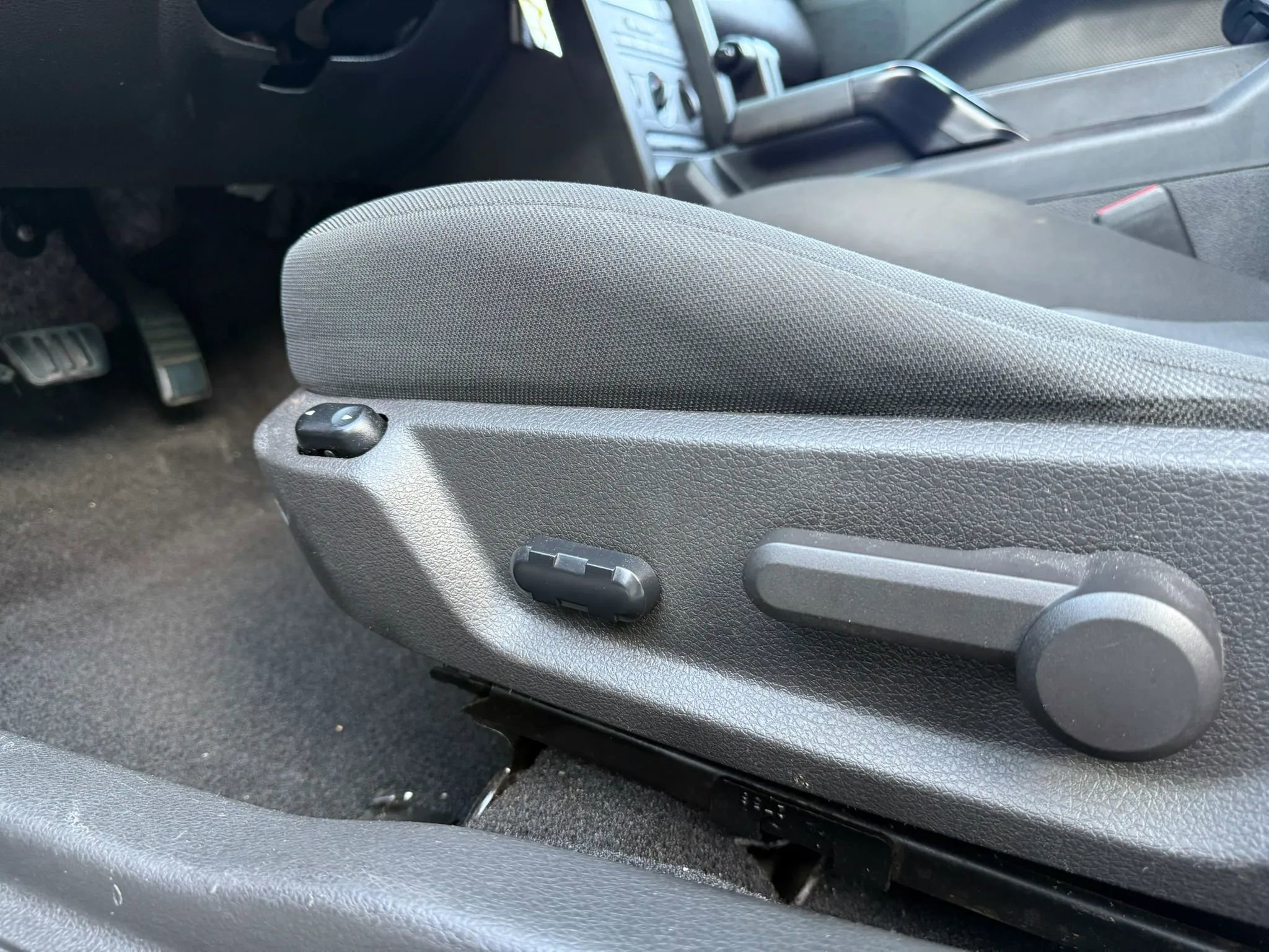 Used 2007 Ford Mustang Coupe RWD image 33